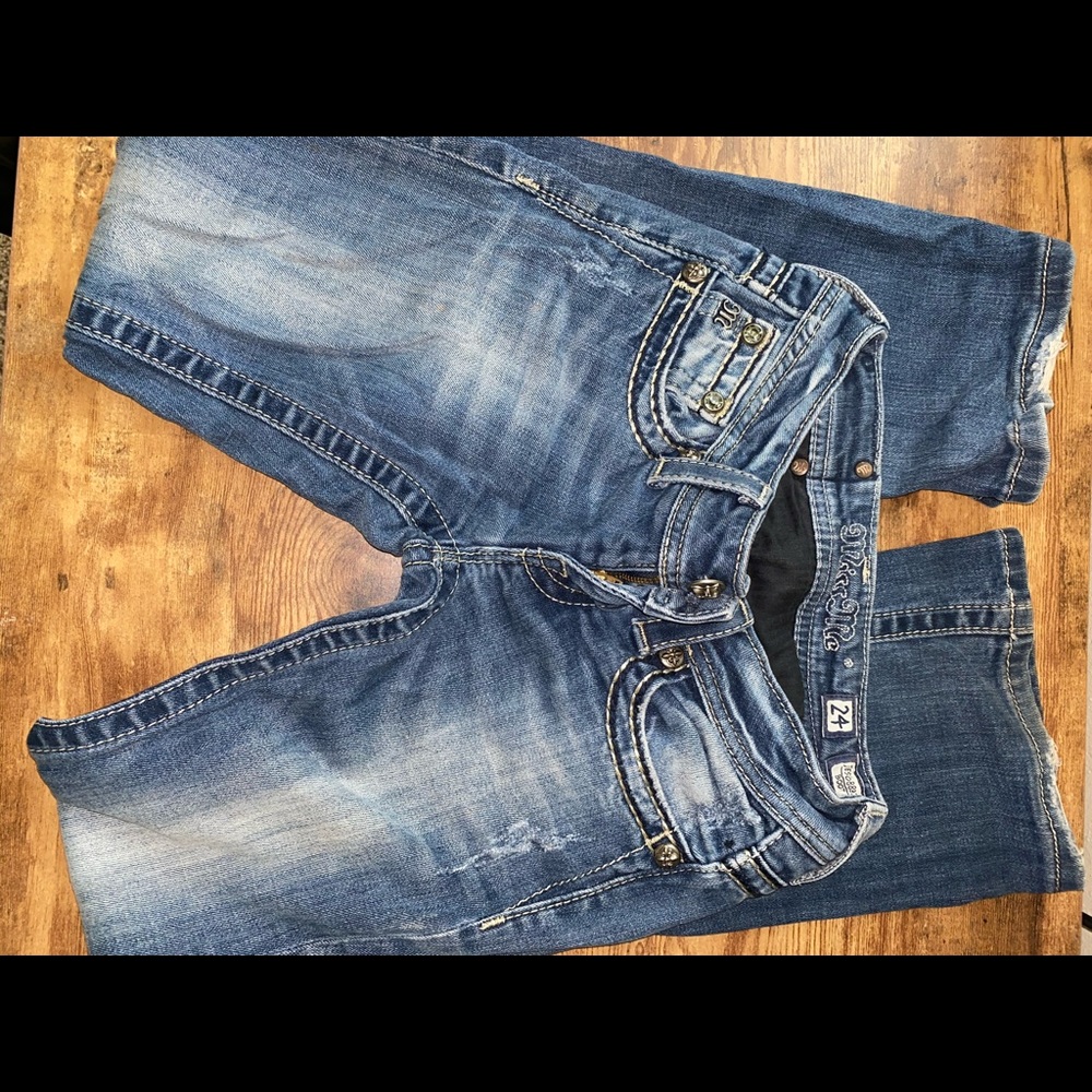 Dark wash miss me jeans